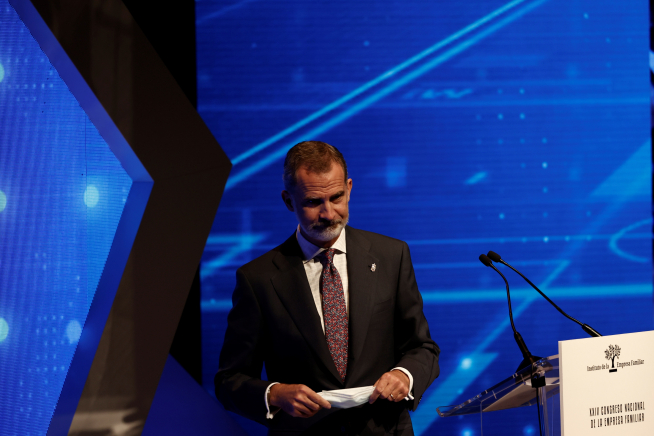 El rey inaugura en Pamplona el Congreso de Empresa Familiar