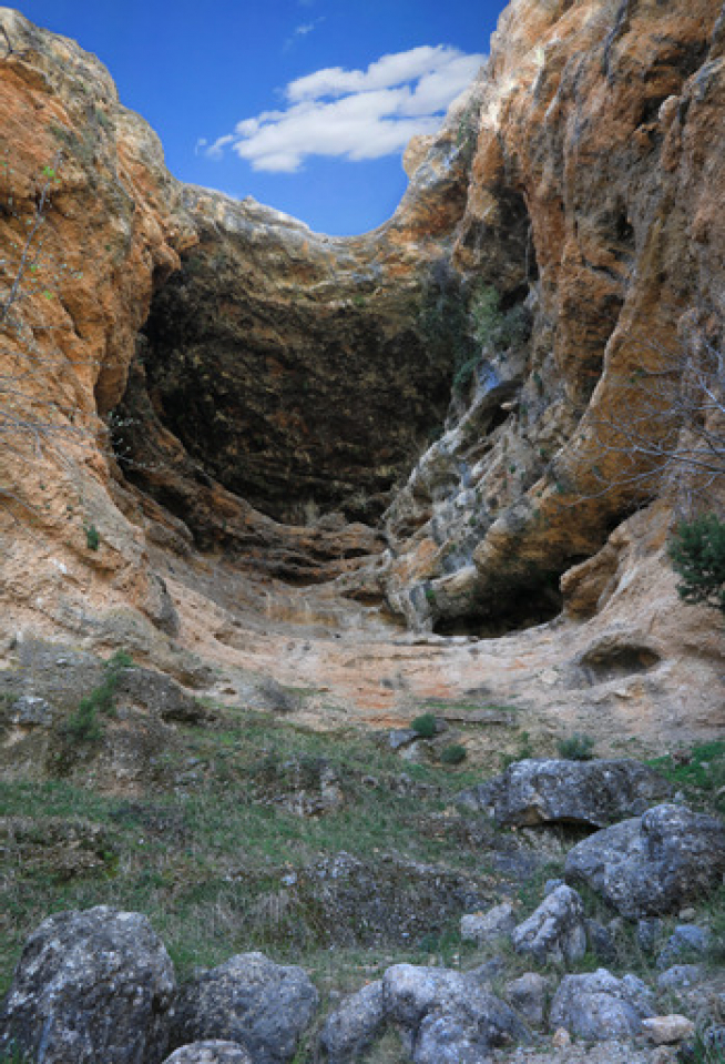 Cueva Muñoz