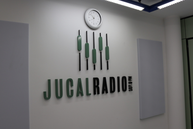 El ayuntamiento de La Puebla de Alfindén ha invertido 50.000 euros en la reforma de los estudios de radio.