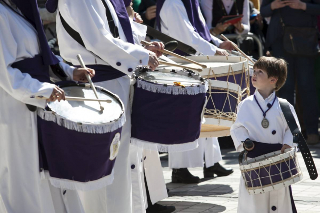 Procesión de la Cofradía de Cristo Abrazado a la Cruz y de la Verónica.