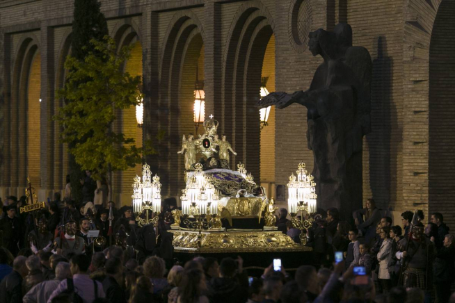 Procesión del Santo Entierro en Zaragoza.