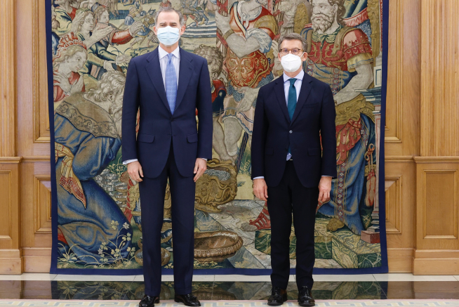 Felipe VI recibe en audiencia al presidente del Partido Popular, Alberto Núñez Feijóo