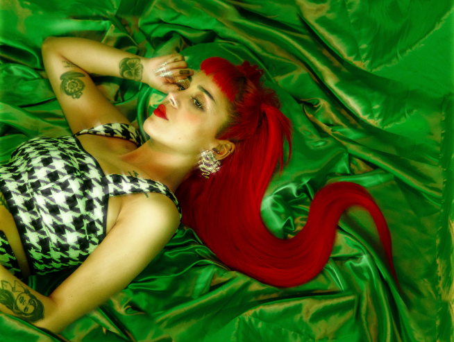 Adriana Terrén, en la imagen avatar de su single 'Sex&B'.