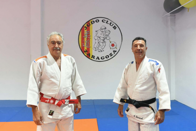 Ángel Claveras y Antonio Berrocal, en el Club Judo Zaragoza.