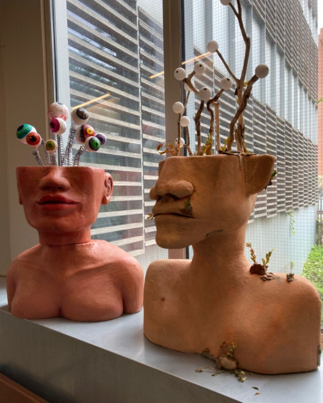 Esculturas inspiradas en leyendas de los alumnos de la Escuela de Artes.