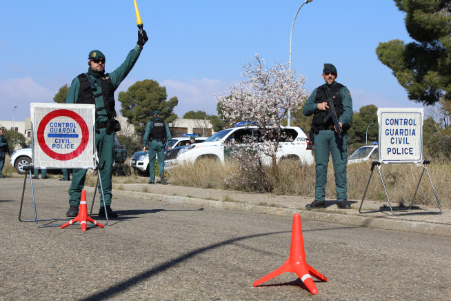 Control de seguridad de la Guardia Civil en Aragón.