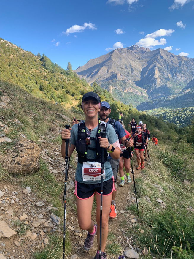 Esther Ruiz, corriendo la media maratón de montaña en el valle de Tena