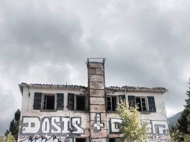 El antiguo Sanatorio de Moncayo, en Agramonte, es un edificio abandonado lleno de misterio.