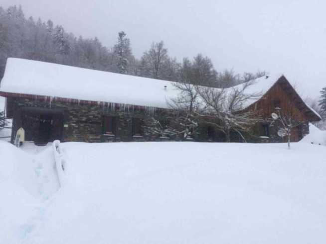 Refugio de Linza nevado