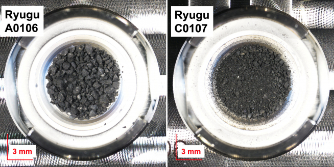 Una imagen de un folleto sin fecha muestra muestras de rocas carbonáceas recuperadas del asteroide Ryugu