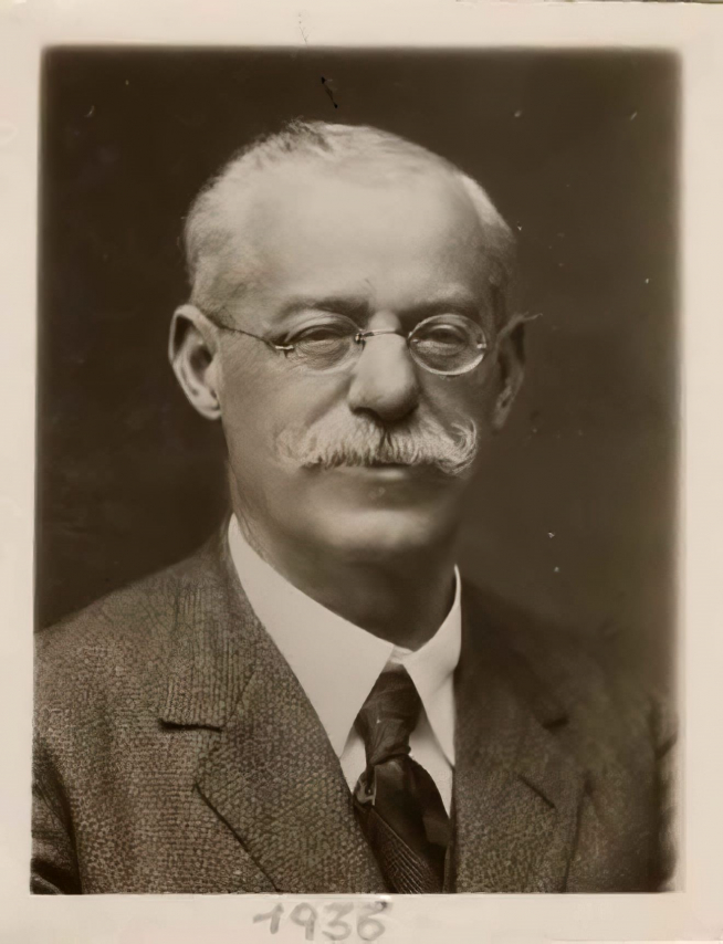 El retrato de Odón de Buen, fechado en 1926.