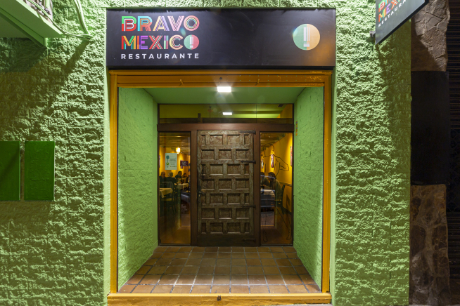 Entrada de Bravo México, en la zona de Tomás Bretón.