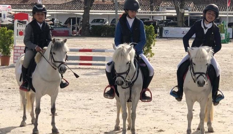 Deportistas del Pony Club Aragón en el Trofeo Infanta Elena de ponis