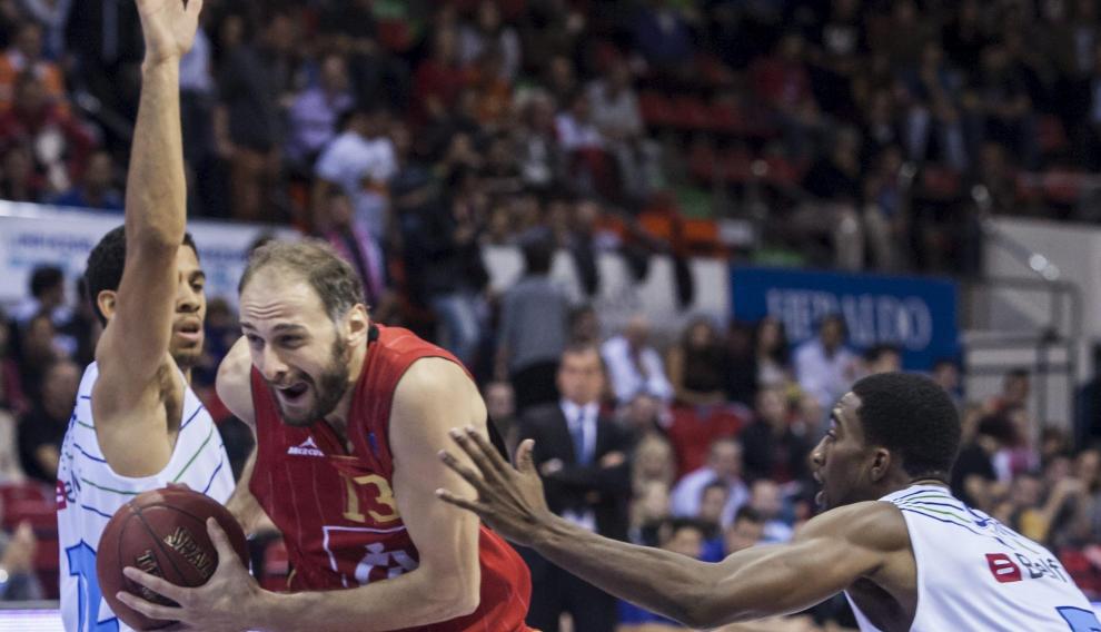 15 de octubre de 2013. Debut en Europa. El Tecnyconta amplía sus fronteras y se estrena en la Eurocup ante el Belfius Mons belga.