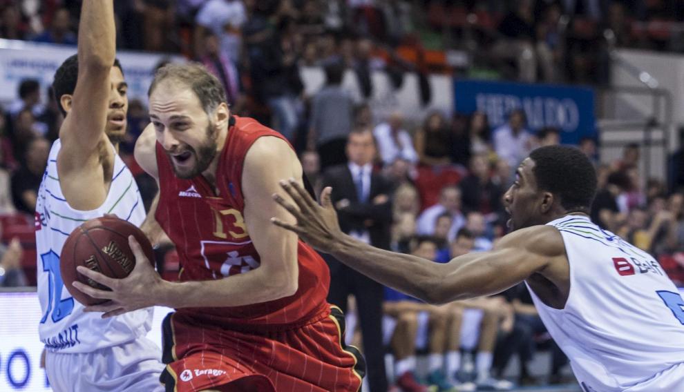 15 de octubre de 2013. Debut en Europa. El Tecnyconta amplía sus fronteras y se estrena en la Eurocup ante el Belfius Mons belga.