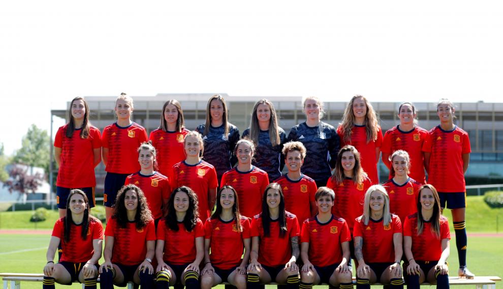 Selección española femenina de fútbol