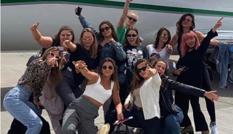 Viajaron desde Reino Unido a Benidorm para celebrar la despedida de soltera de la actriz de 'Juego de Tronos'.