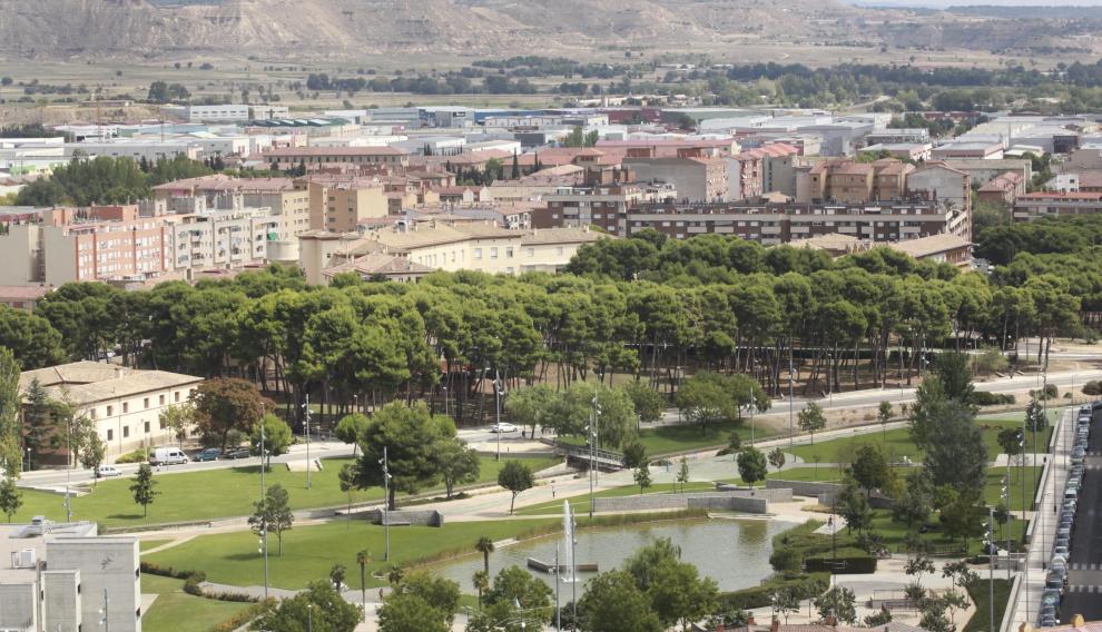 El suceso ocurrió en el parque de la Universidad de Huesca