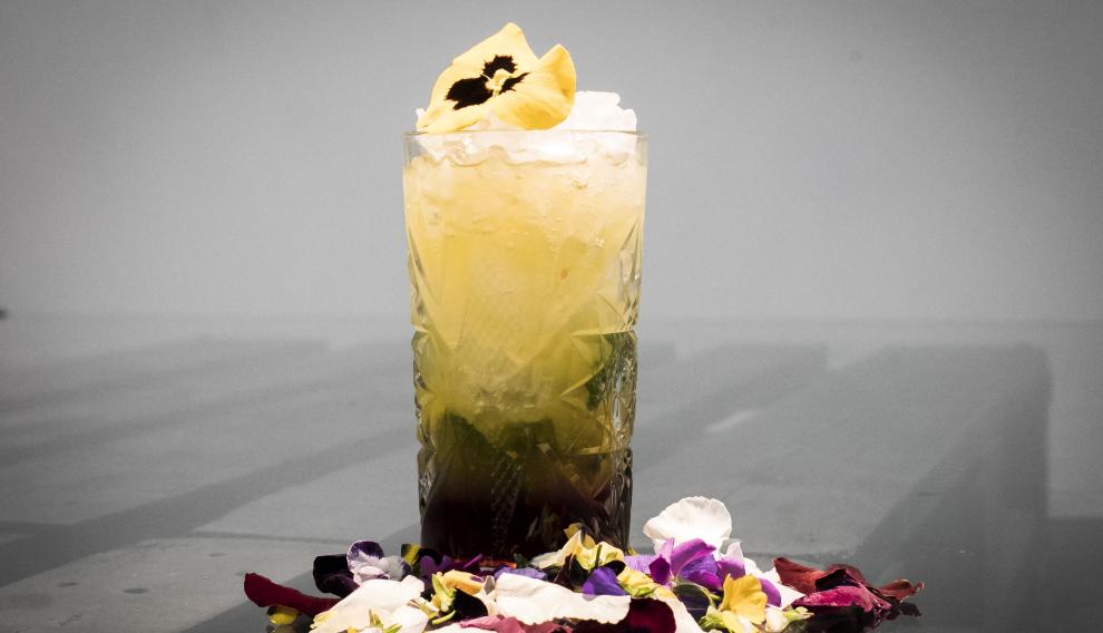 Flor de Maia, un cóctel sin alcohol creado por Jimmy Valios.