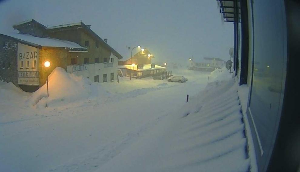 Imagen de la webcam del Portalet de este jueves por la tarde.