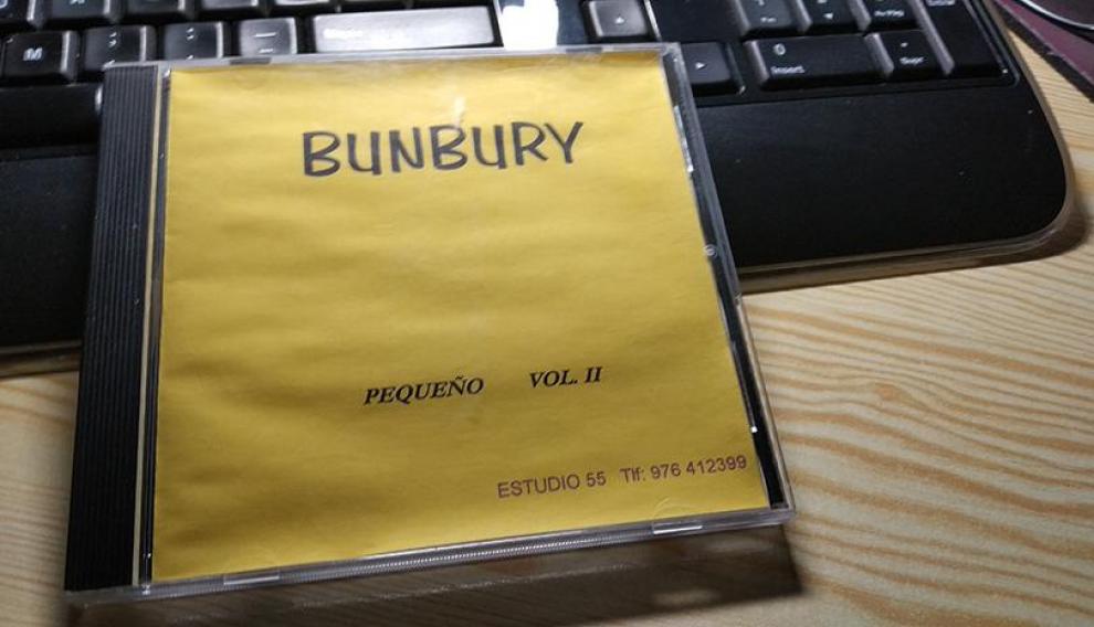CD-R de Bunbury, portada amarilla A.
