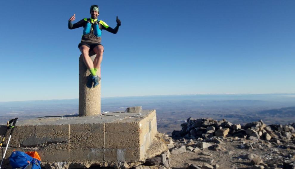 Coronación de la cima del Moncayo durante el mes de enero.