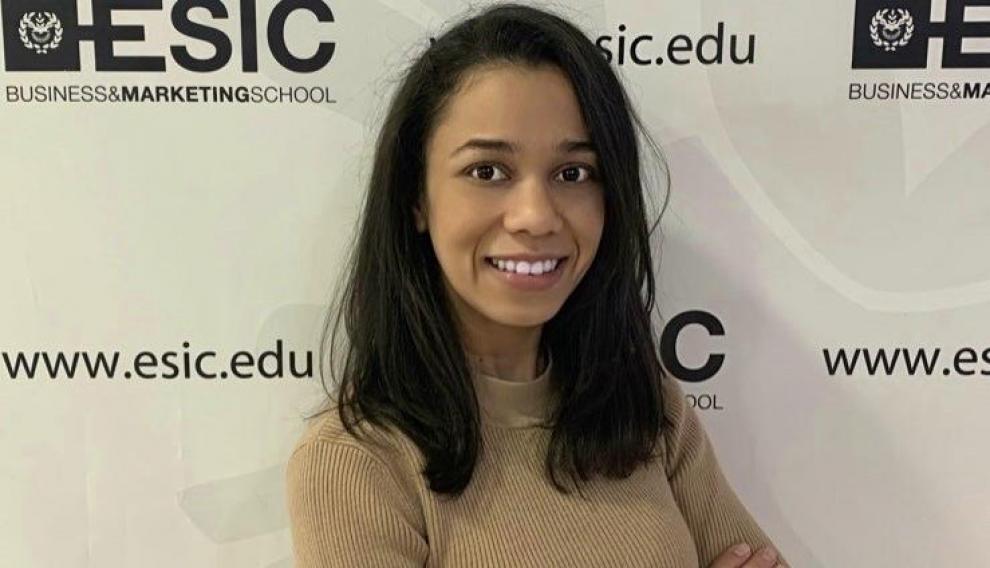 Regina Erazo, alumna del máster de Marketing Digital de ESIC.