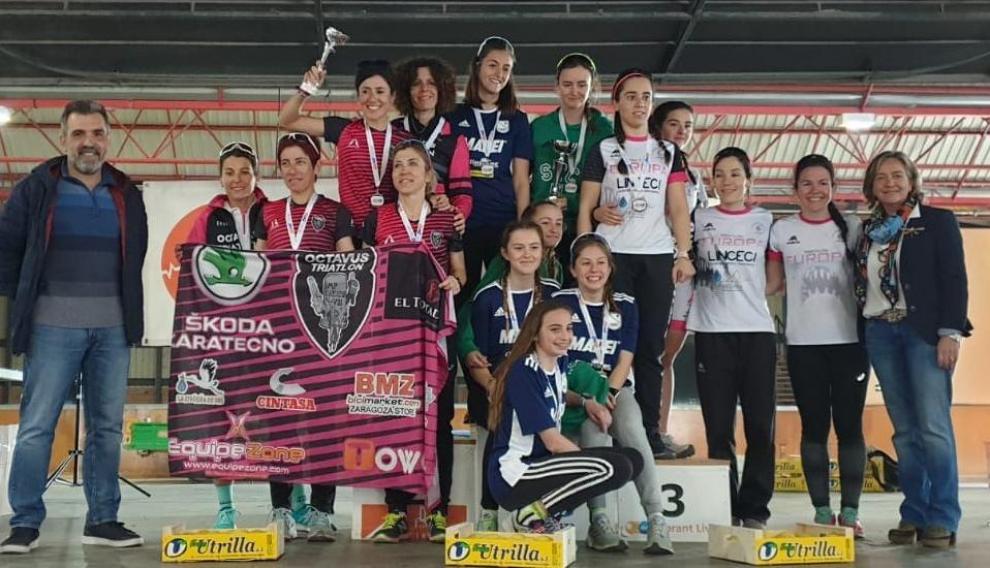 Podio femenino del duatlón de Fraga por clubes