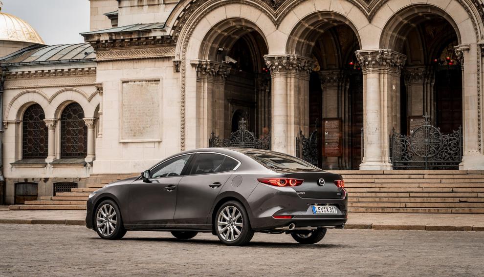 Mazda 3, sedán o cuatro puertas