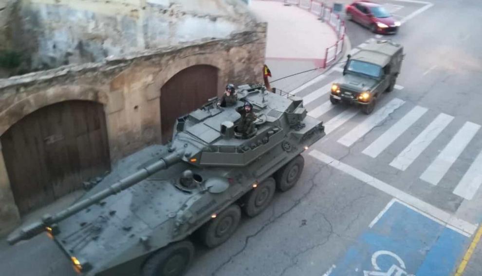 Imagen de las maniobras militares en Alcañiz.