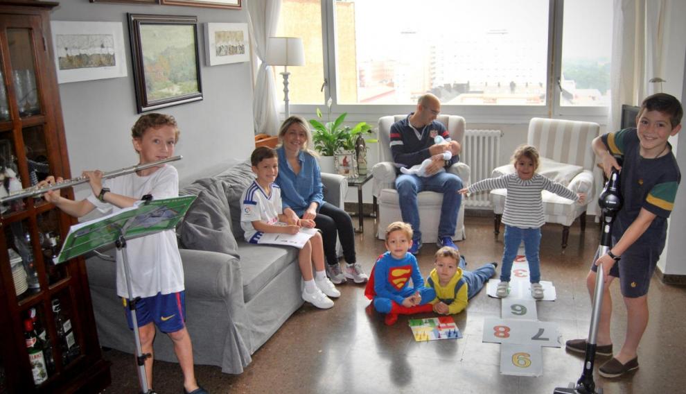Famila numerosa de Andrés Abellanas