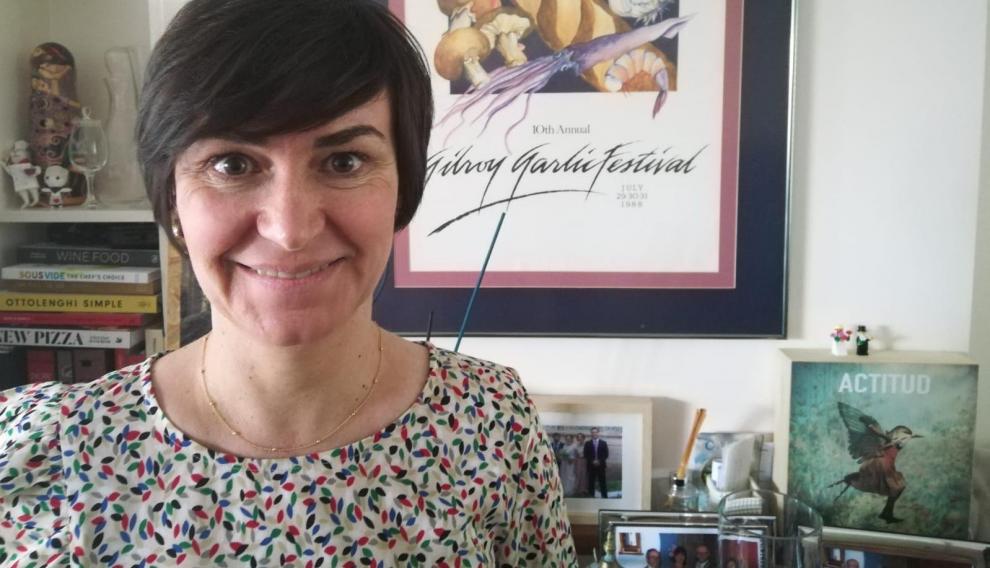 Estefanía Led, dueña de una empresa de catering, en su vivienda de Cambrige.