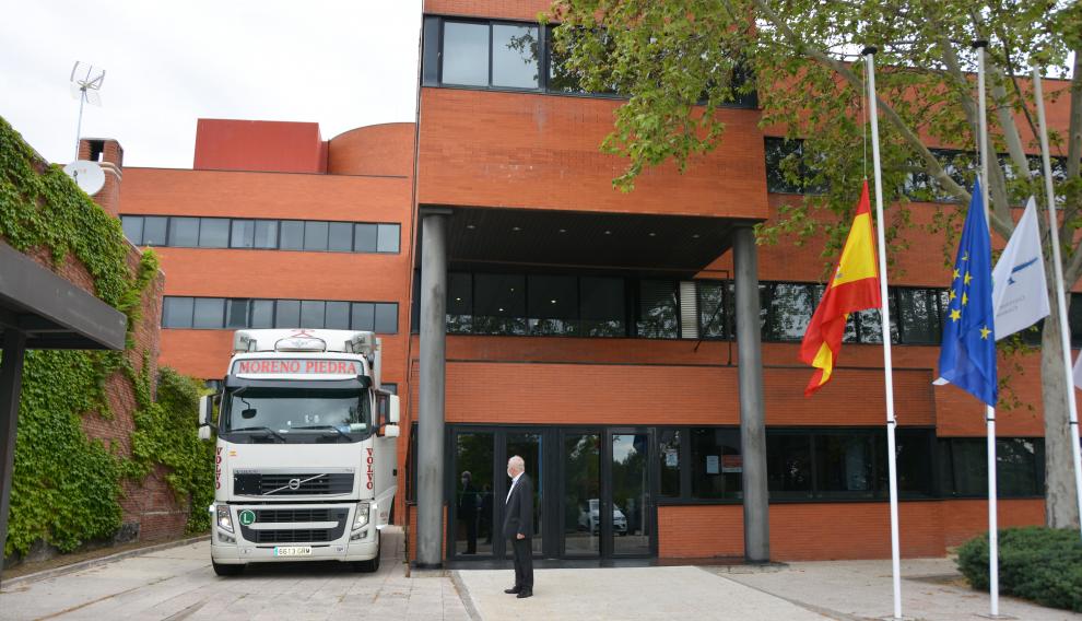 El Consejo General de Enfermería dona 5.000 EPI y 200.000 mascarillas FFP2