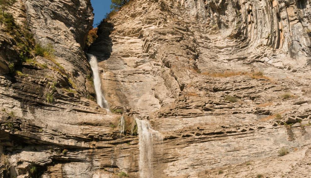 Cascada de Sorrosal, en Broto.