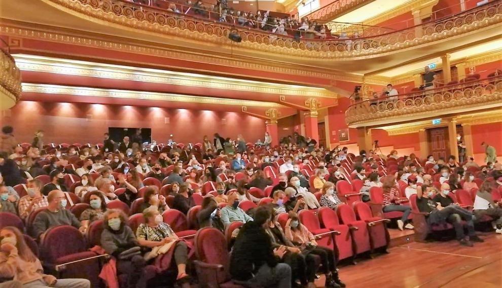 El Teatro Olimpia ha completado este lunes el aforo permitido.