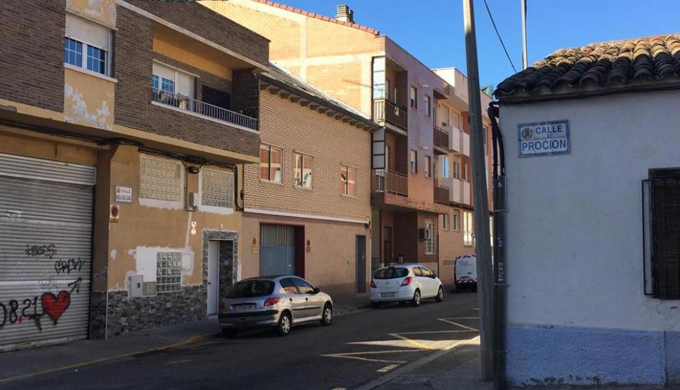 Calle Proción con Miguel Ángel Blanco, en Valdefierro.