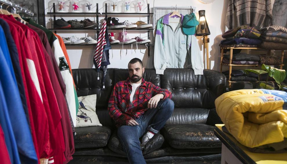 Gonzalo Inigo, dueño de la tienda Horst, que ahora también se dedica a la ropa 'vintage'.