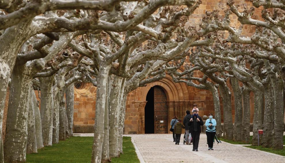 Ambiente en el Moncayo y monasterio de Veruela /  20-02-2021 / FOTO: TONI GALAN[[[FOTOGRAFOS]]][[[HA ARCHIVO]]]