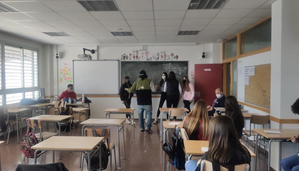 Taller de rap, en torno al problema del hambre en el mundo