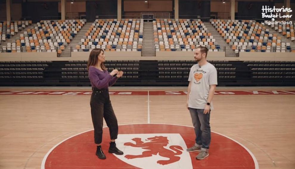 Un momento del vídeo de Basket Lover en el pabellón Siglo XXI.