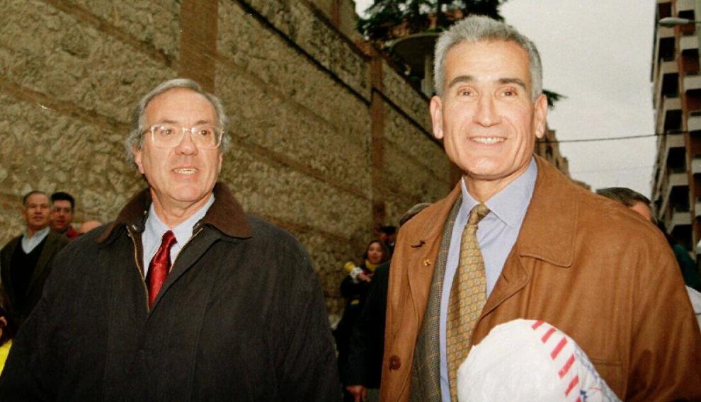 José Barrionuevo (izquierda) y Rafael Vera fueron indultados por el Gobierno de José María Aznar.