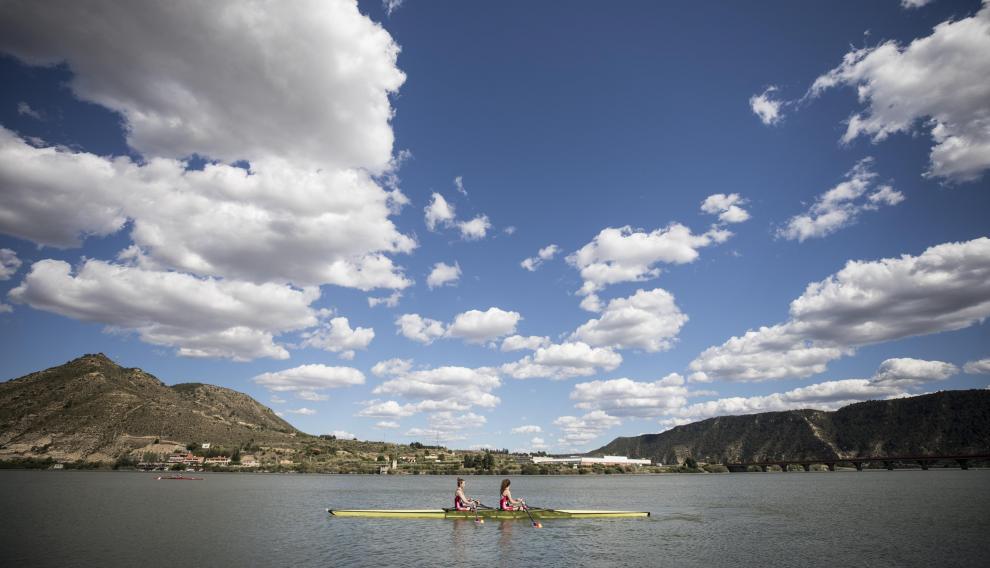El Mar de Aragón es el embalse más grande de la Comunidad y cuenta con una amplia oferta de actividades naúticas.