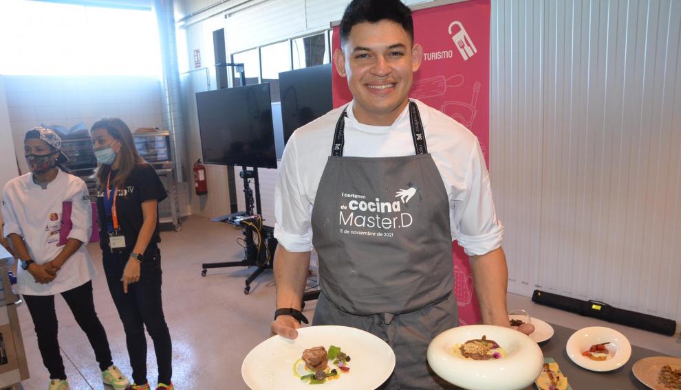 Ariel Munguía, con sus platos ganadores.