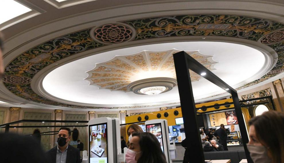 El McDonald's abre en el edificio donde se ubicaba el emblemático Cinema Elíseos.