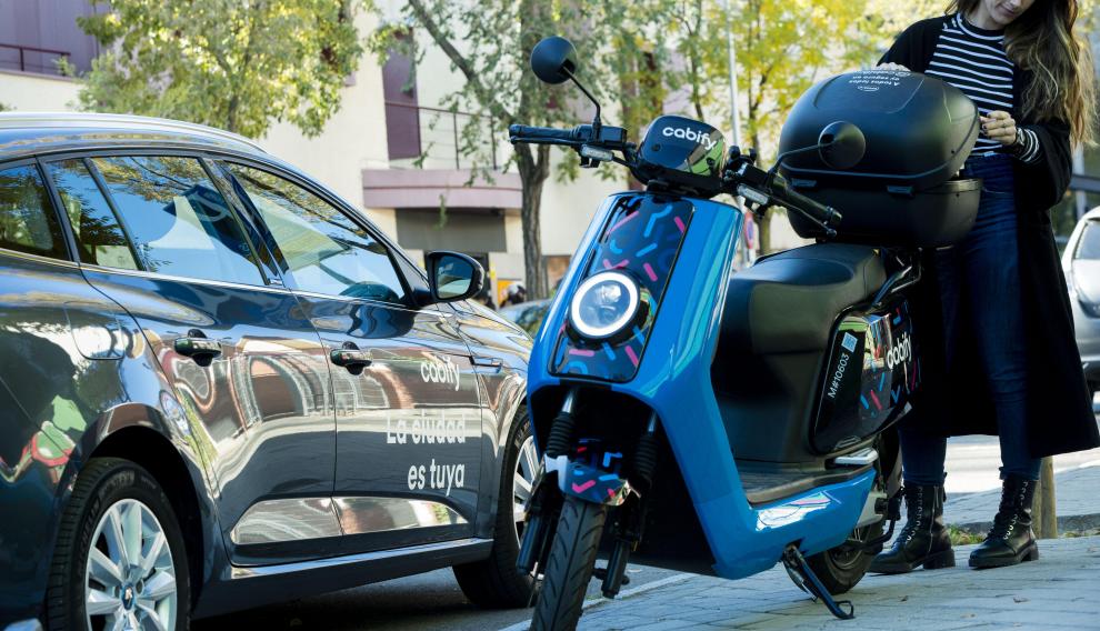 Imagen de las motos de Cabify que llegarán a Zaragoza.
