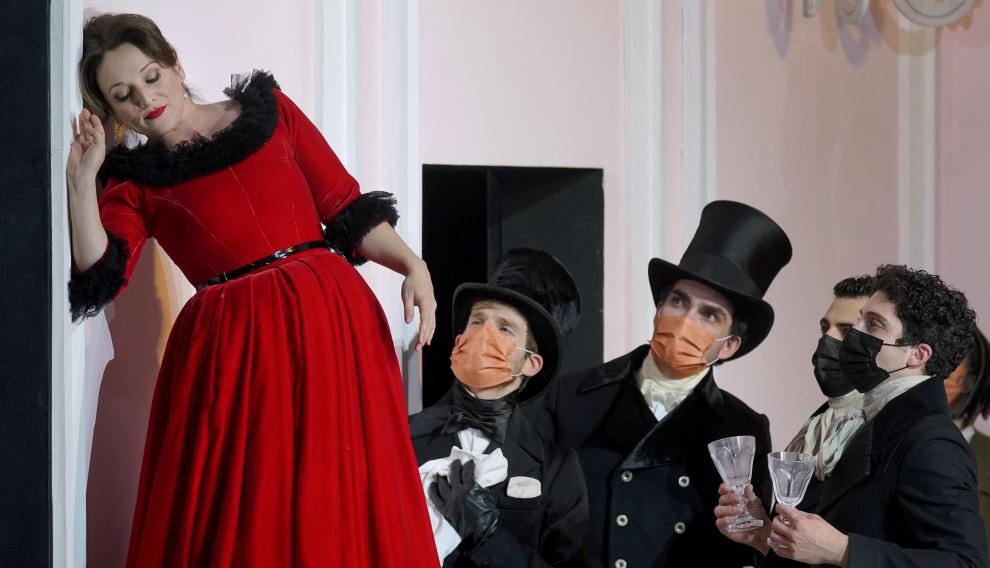 Ruth Iniesta ofrecerá aún tres representaciones más de 'La bohème'