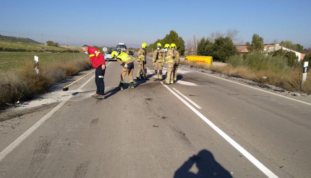 El accidente ha tenido lugar en la carretera que une Ejea con Zuera.