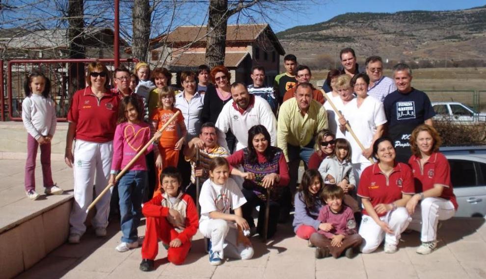 El primer equipo femenino creado en Teruel por El Barrón en el año 2004.