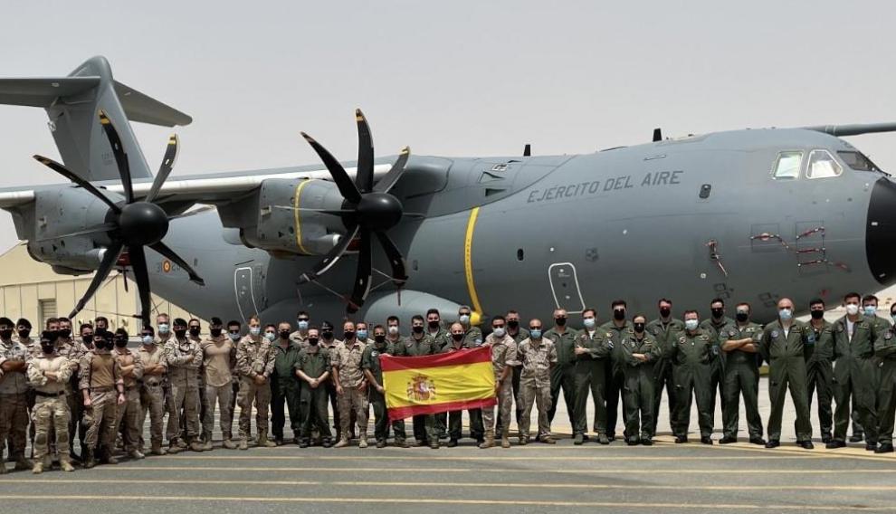 Efectivos del Ala 31 y del EADA dela Base de Zaragoza que participaron en el rescate de 2.200 afganos el pasado mes de agosto.