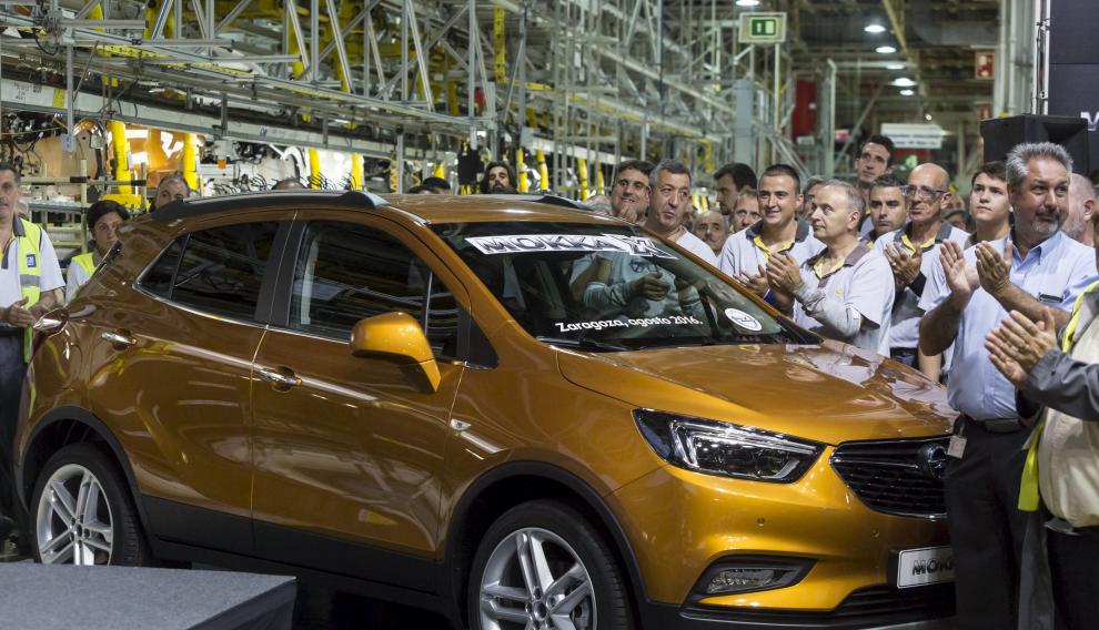 Un modelo Mokka X, el día de su lanzamiento en la planta de Figueruelas, en 2016